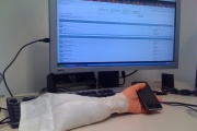iPhone Arm